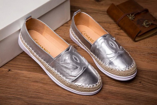 CHANEL Loafers Women--095